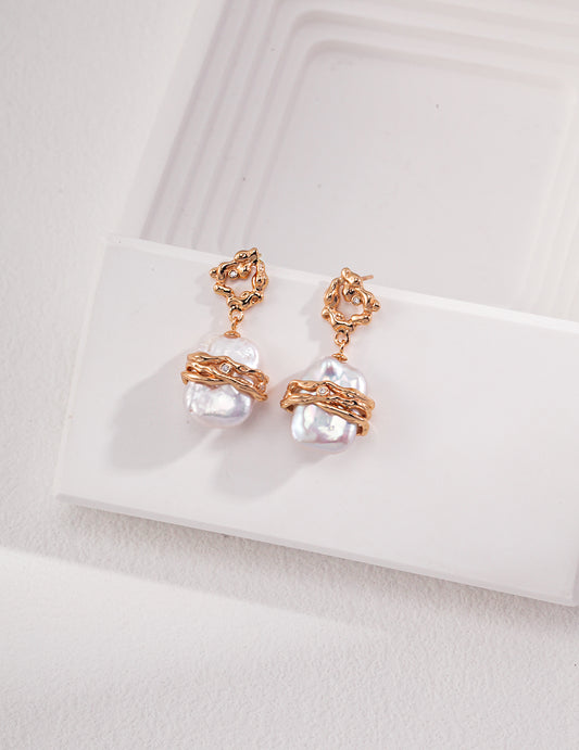 Baroque Collection Pearl & Sliver with gold Plating Earrings E0989