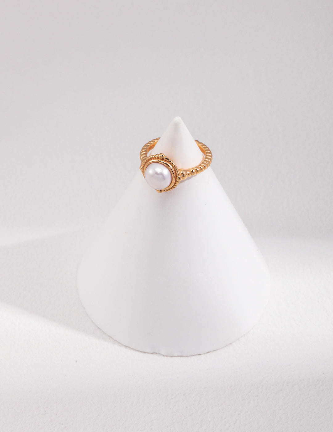 Pearl & Sliver with gold Plating Rings J0197